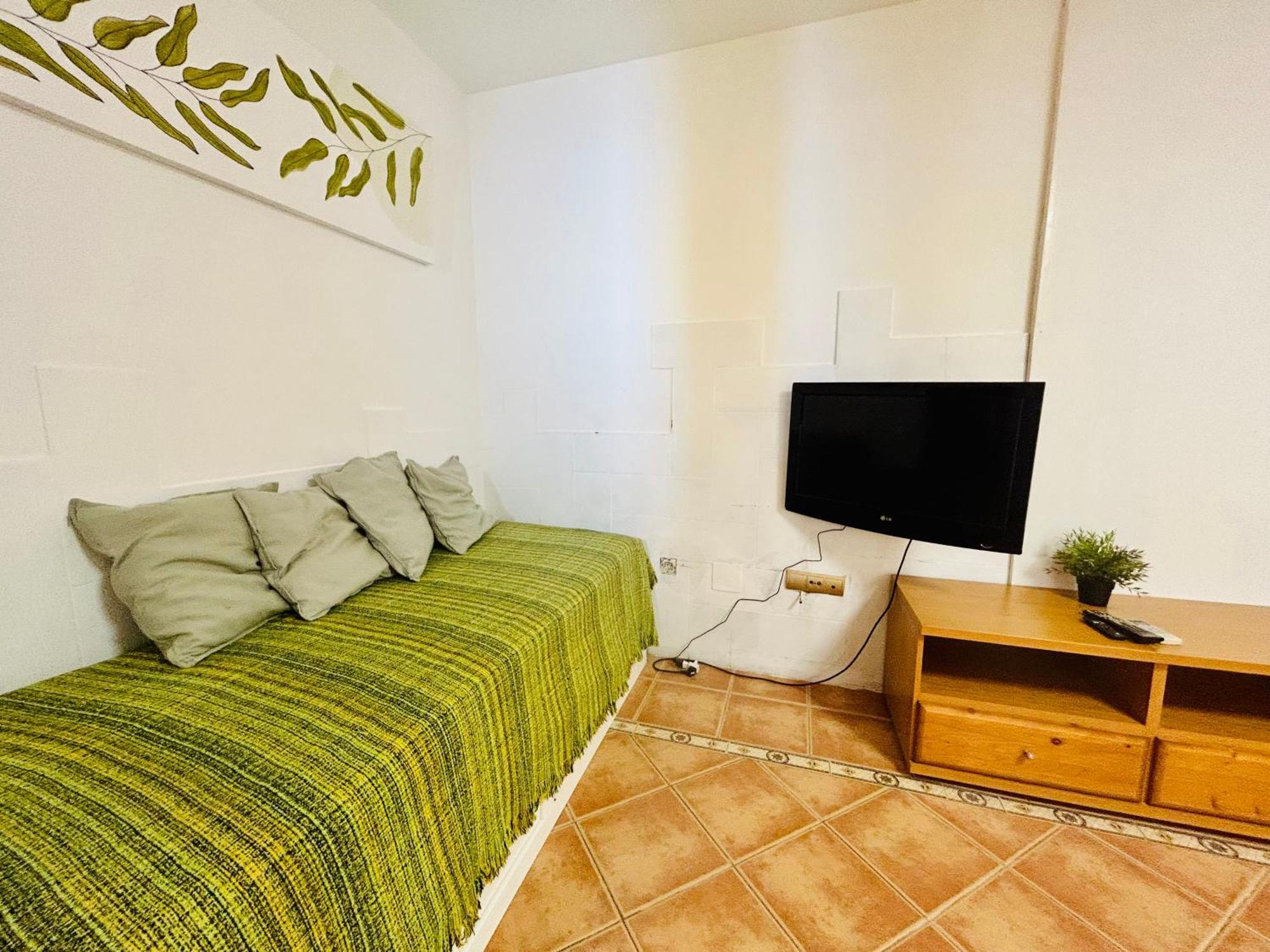 Altamalaga Apts Apartment Exterior photo